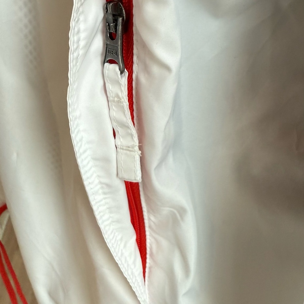 Columbia Plus Size Logo Flash Forward™ Windbreaker
Navy & White w/ Red Accents - Picture 4 of 8